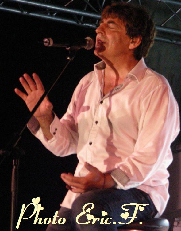Claude Barzotti en concert à Malemort du Comtat (84) le 4 août 2013