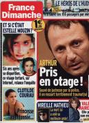France Dimanche 3256 du 23 janvier 2009 page 52 (1 page et demi) L'alcool m'a emmené en enfer France Dimanche 3256 du 23 janvier 2009 page 52 (1 page et demi) l'alcool m'a emmené en enfer